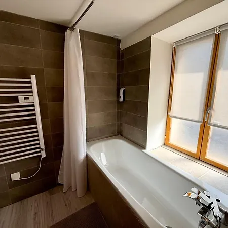 Maison Climatisee A 5 Min Du Harras Du Pin *